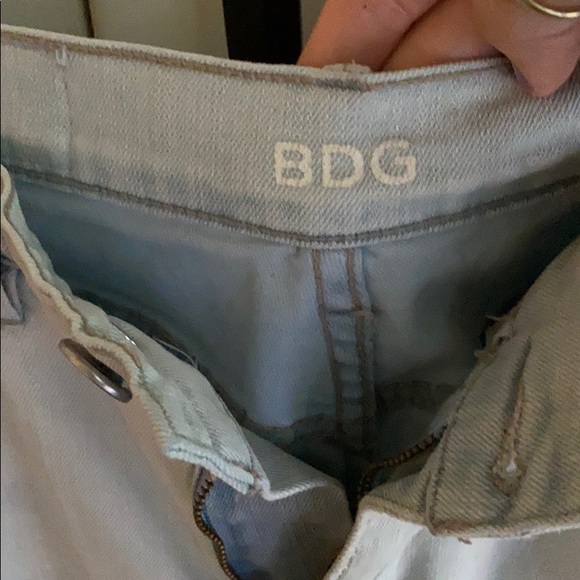 BDG high waisted light jeans - Picture 3 of 10